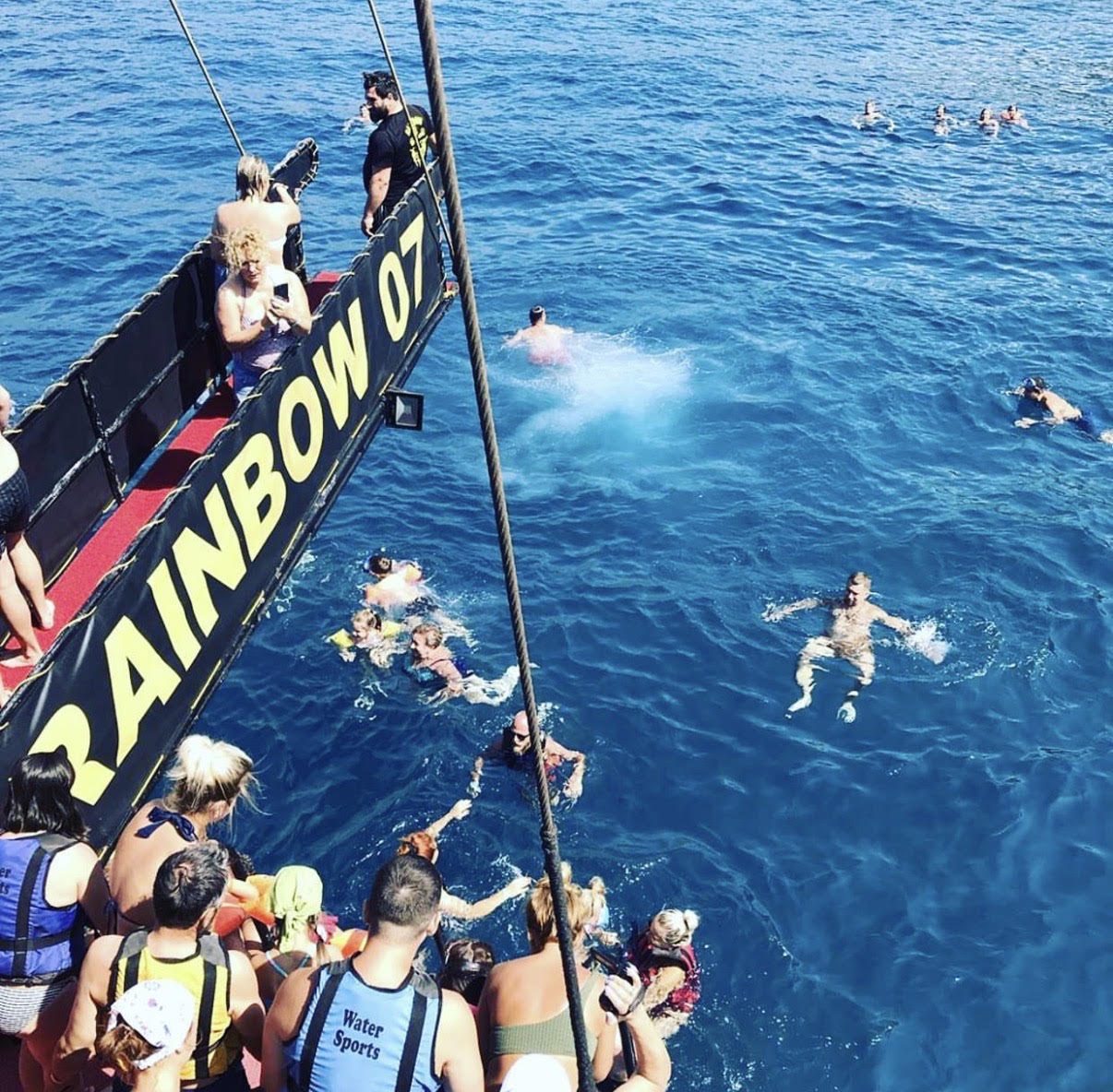 RAINBOW 007 ALANYA HER ŞEY DAHİL TEKNE TURU